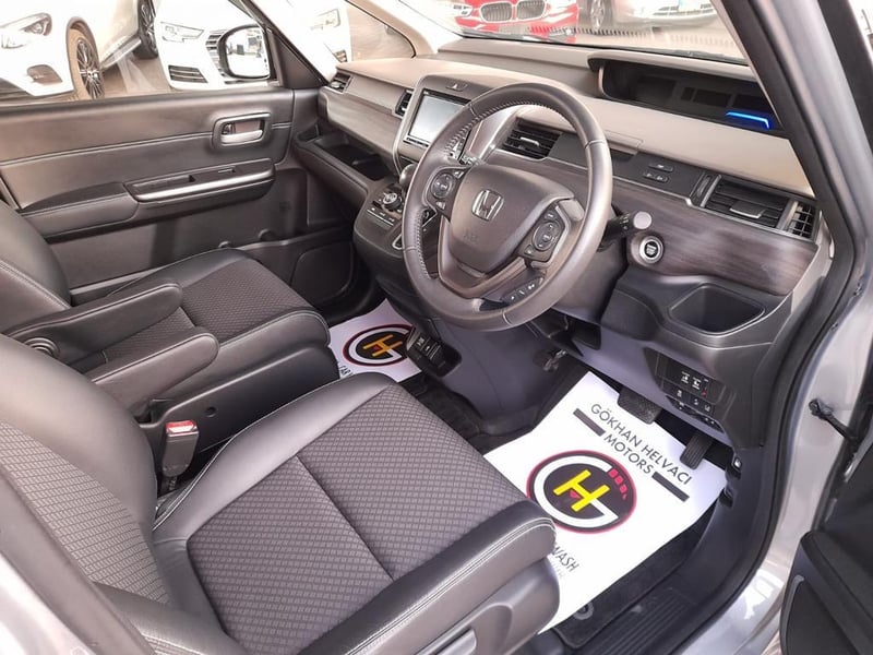 Honda Freed — 2