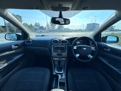 Ford Focus — 5