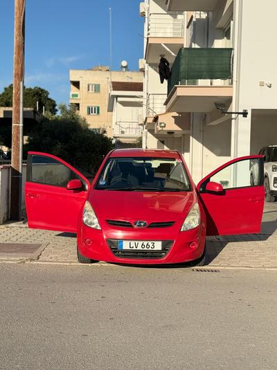 Hyundai i20 — 4