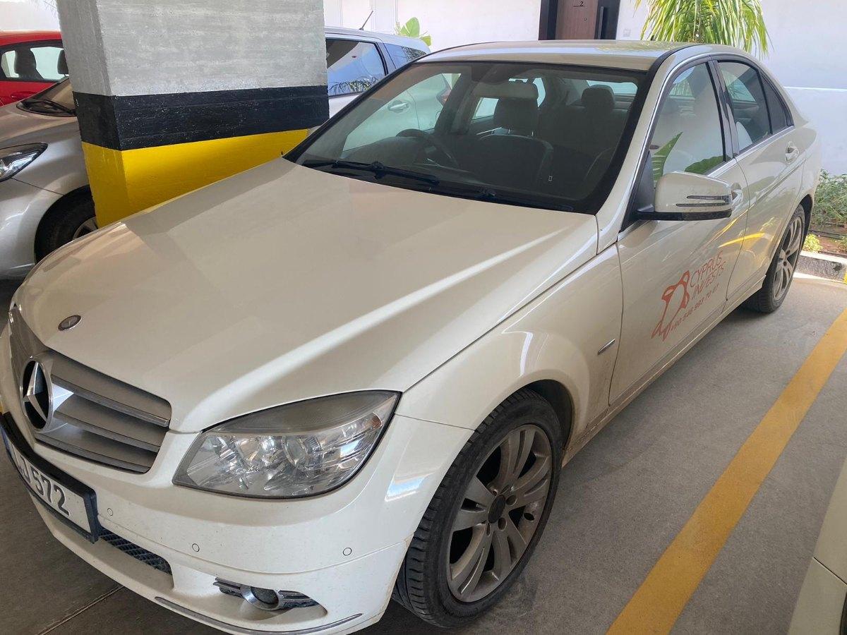 2010 Mercedes-Benz C 180 8