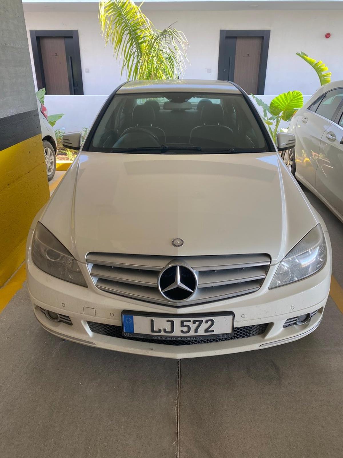 2010 Mercedes-Benz C 180 6