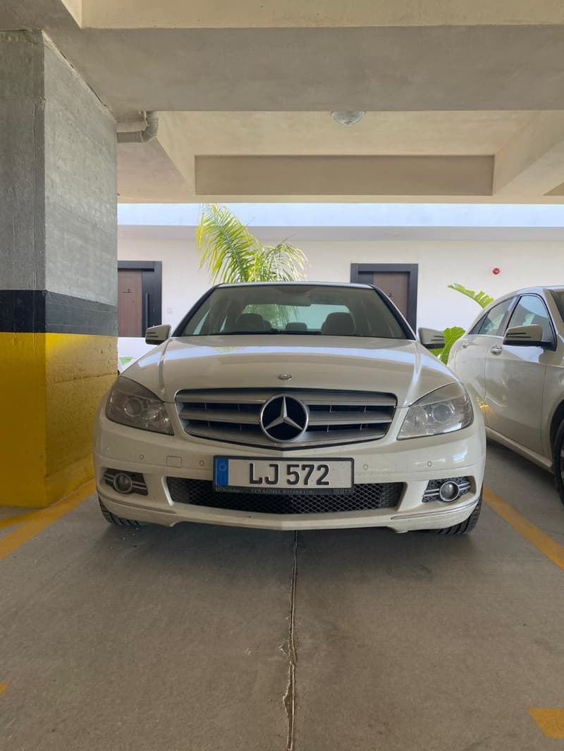 Mercedes-Benz C 180