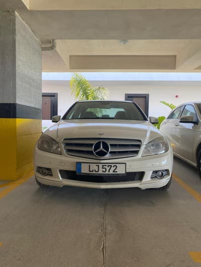 Mercedes-Benz C 180