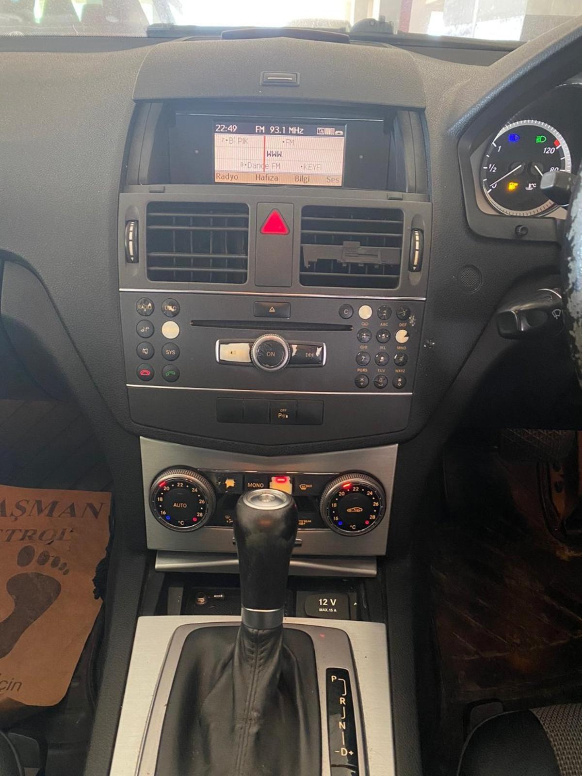 2010 Mercedes-Benz C 180 3