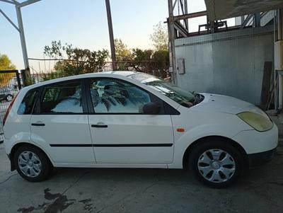 Ford Fiesta — 4