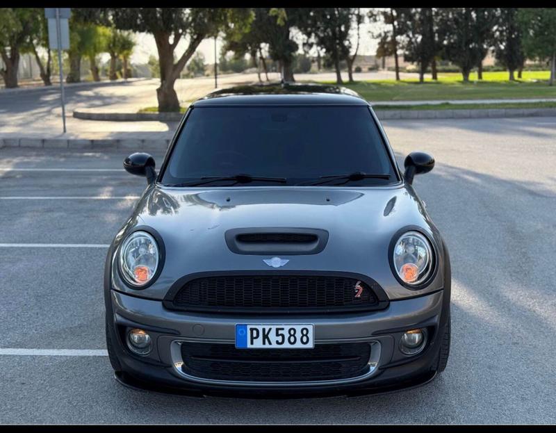 Mini Cooper — 1/5