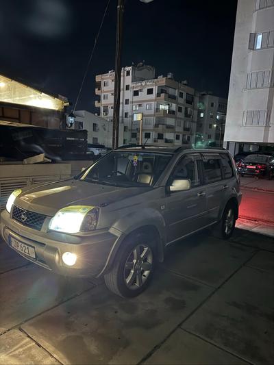 Nissan X-Trail — 4