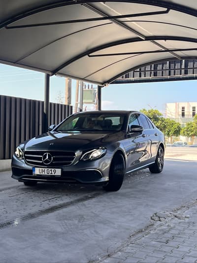 Mercedes-Benz E 220d — 6
