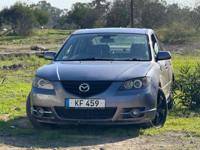 Mazda Axela — 1
