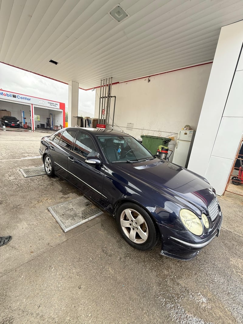 Mercedes-Benz E 270 — 3