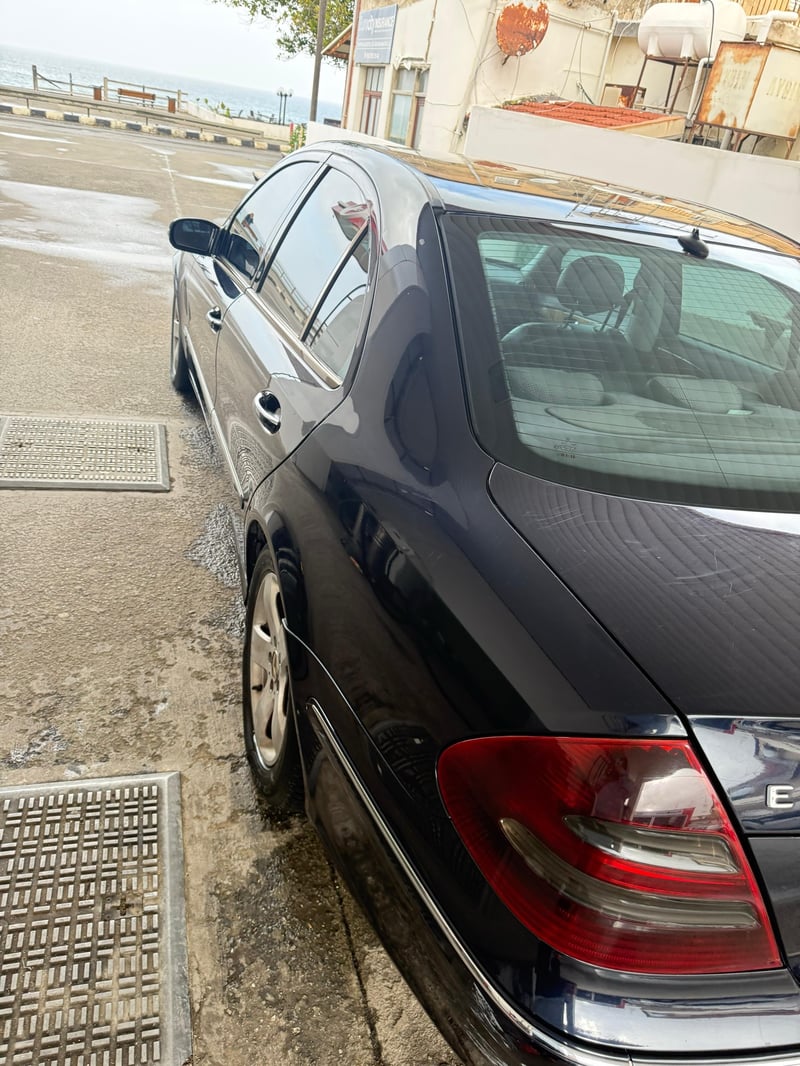 Mercedes-Benz E 270 — 5