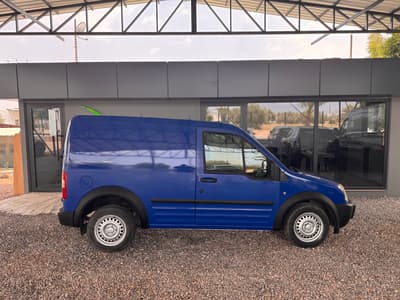 Ford Transit Connect — 4