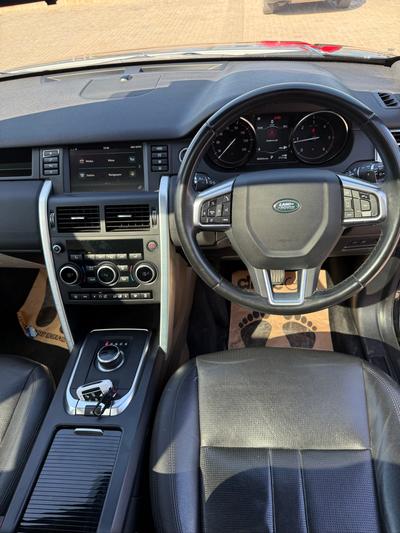 Land Rover Discovery Sport — 8