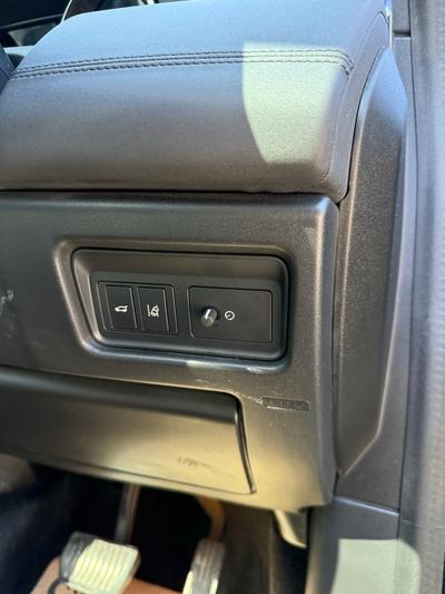 Land Rover Discovery Sport — 10