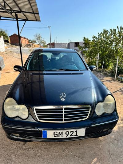 Mercedes-Benz C 200 — 1