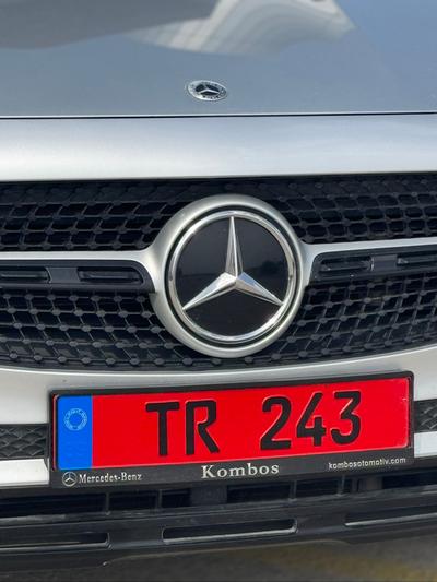 Mercedes-Benz GLA 200 — 3