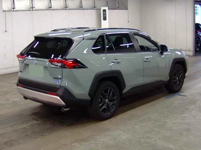 Toyota Rav4 — 3