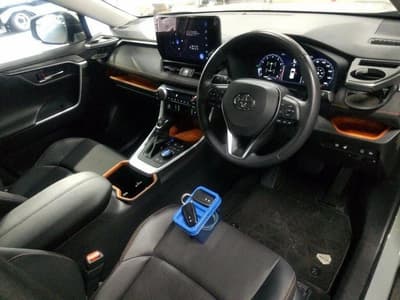 Toyota Rav4 — 5