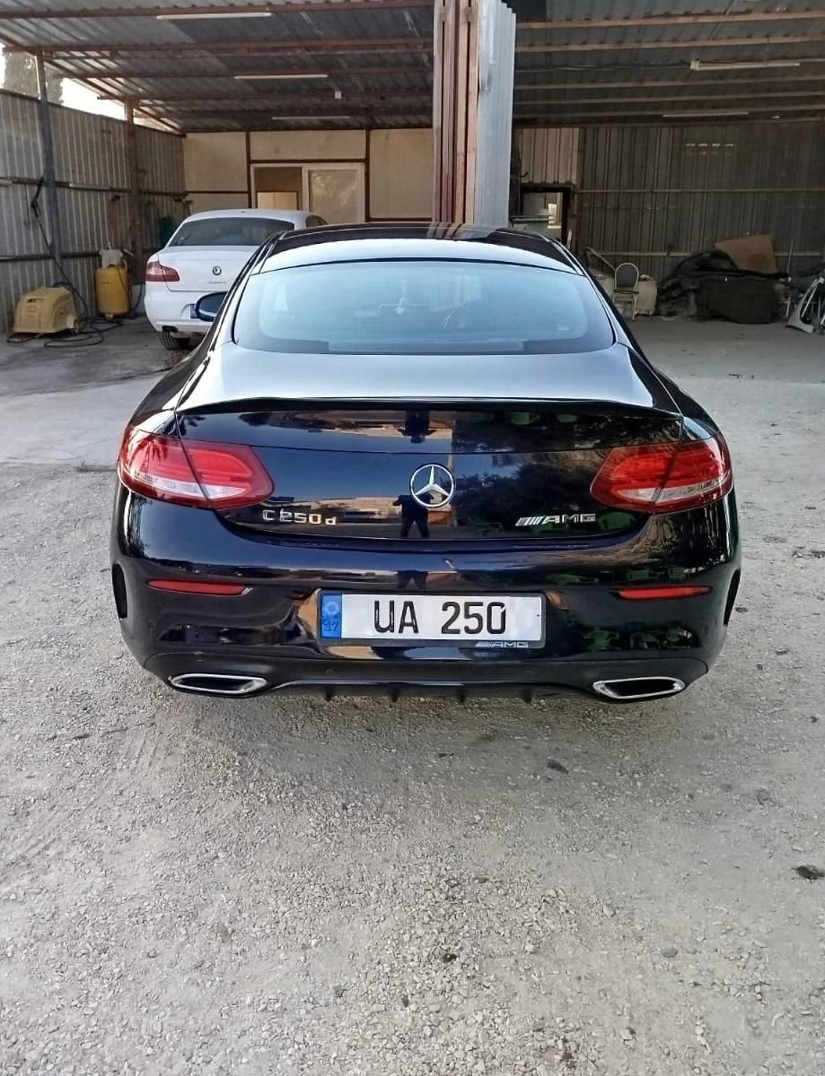2017 Mercedes-Benz C 250d 9