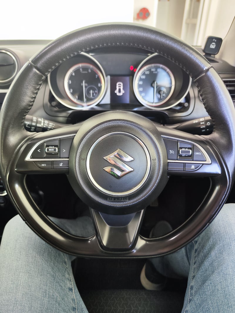 Suzuki Swift — 4