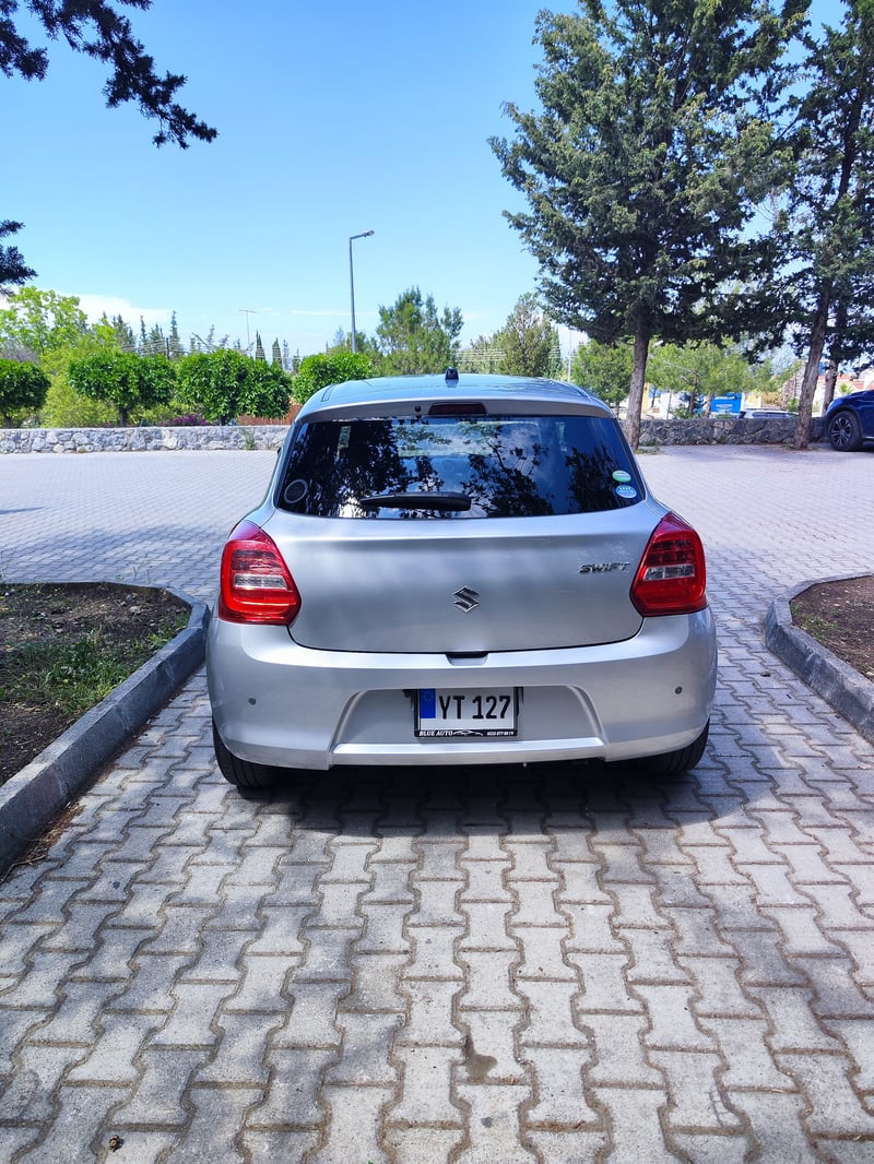 Suzuki Swift — 7
