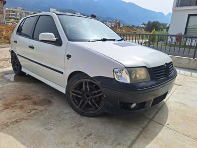 Volkswagen Polo — 4