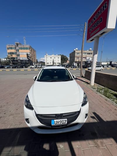 Mazda Demio — 2