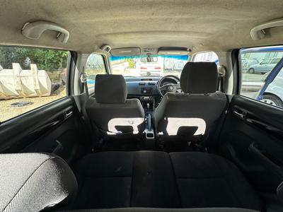 Suzuki Swift — 6