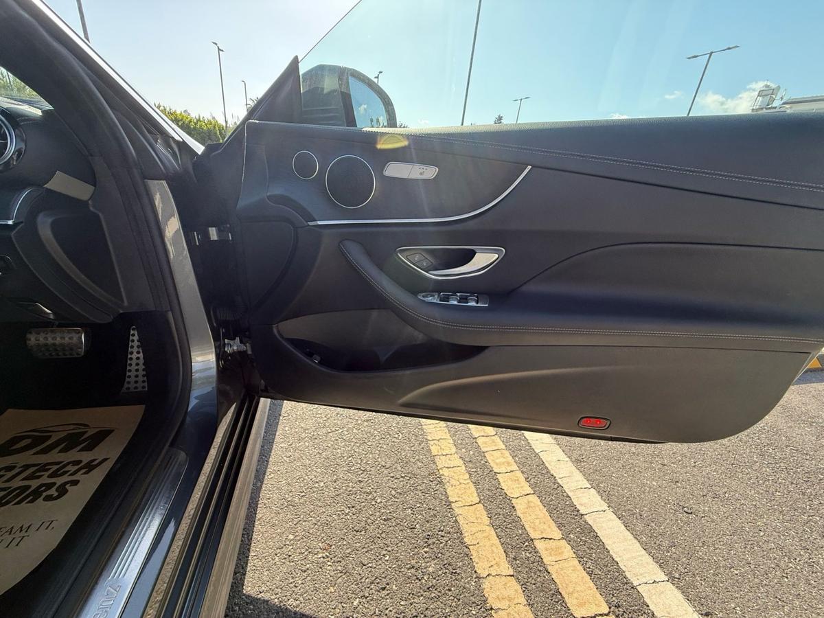 2022 Mercedes-Benz E 220d 4