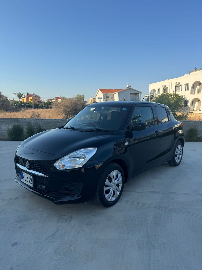 Suzuki Swift — 3