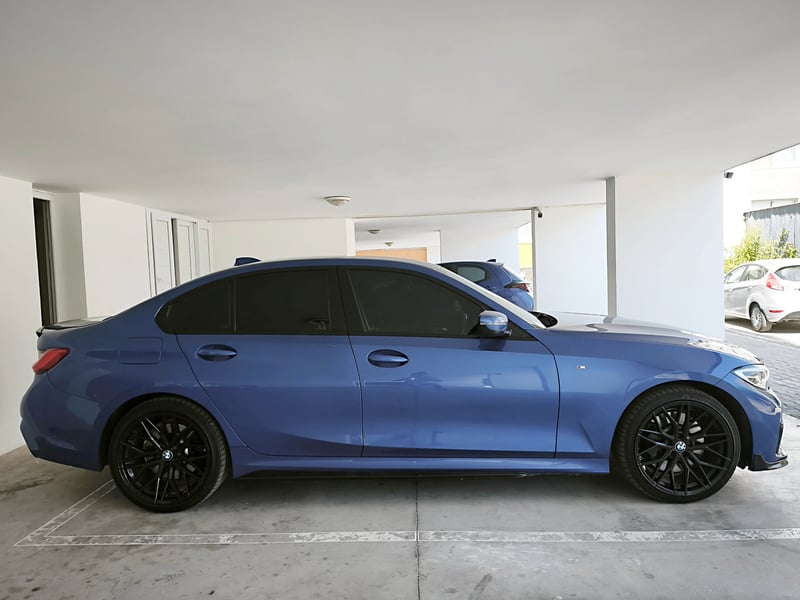 BMW 330e — 5