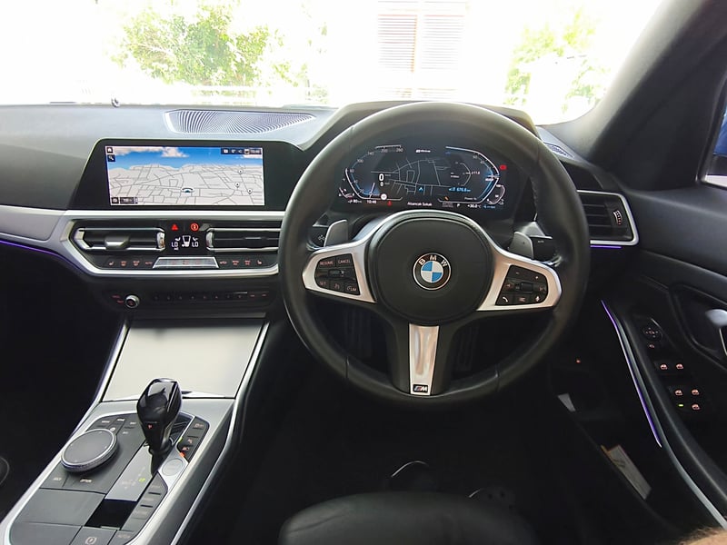 BMW 330e — 6
