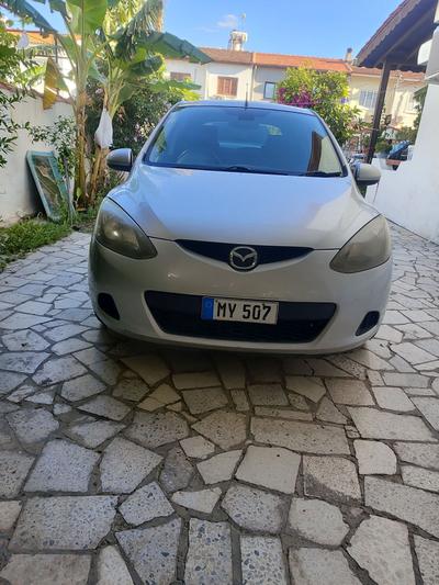 Mazda Demio — 3