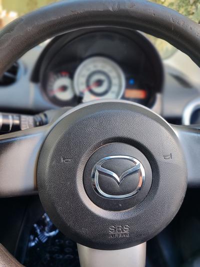Mazda Demio — 6