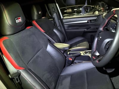 Toyota Hilux Z — 9
