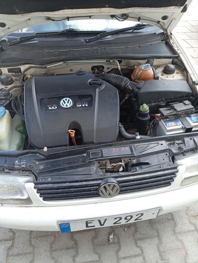 Volkswagen Polo — 4