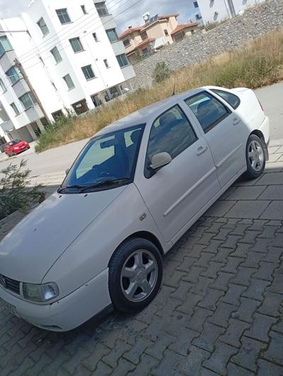 Volkswagen Polo — 6