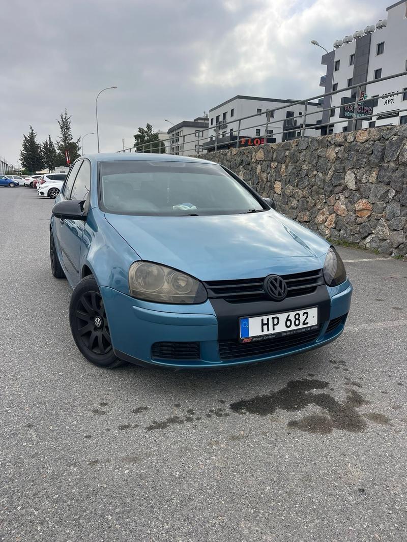 Volkswagen Golf — 1/8