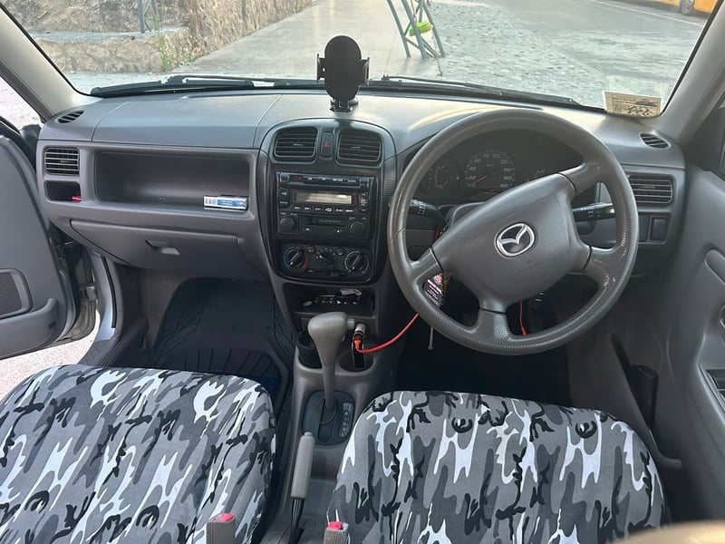 Mazda Demio — 5