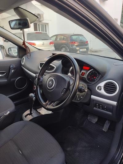 Renault Clio — 9