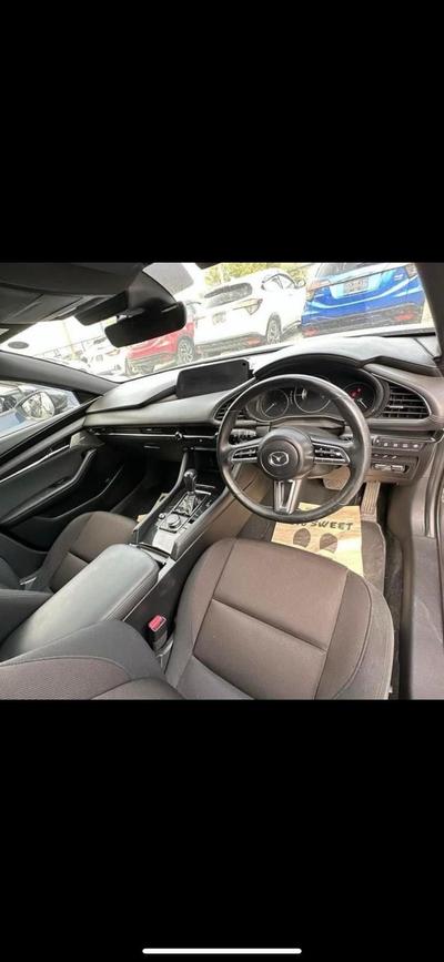 Mazda 3 — 5