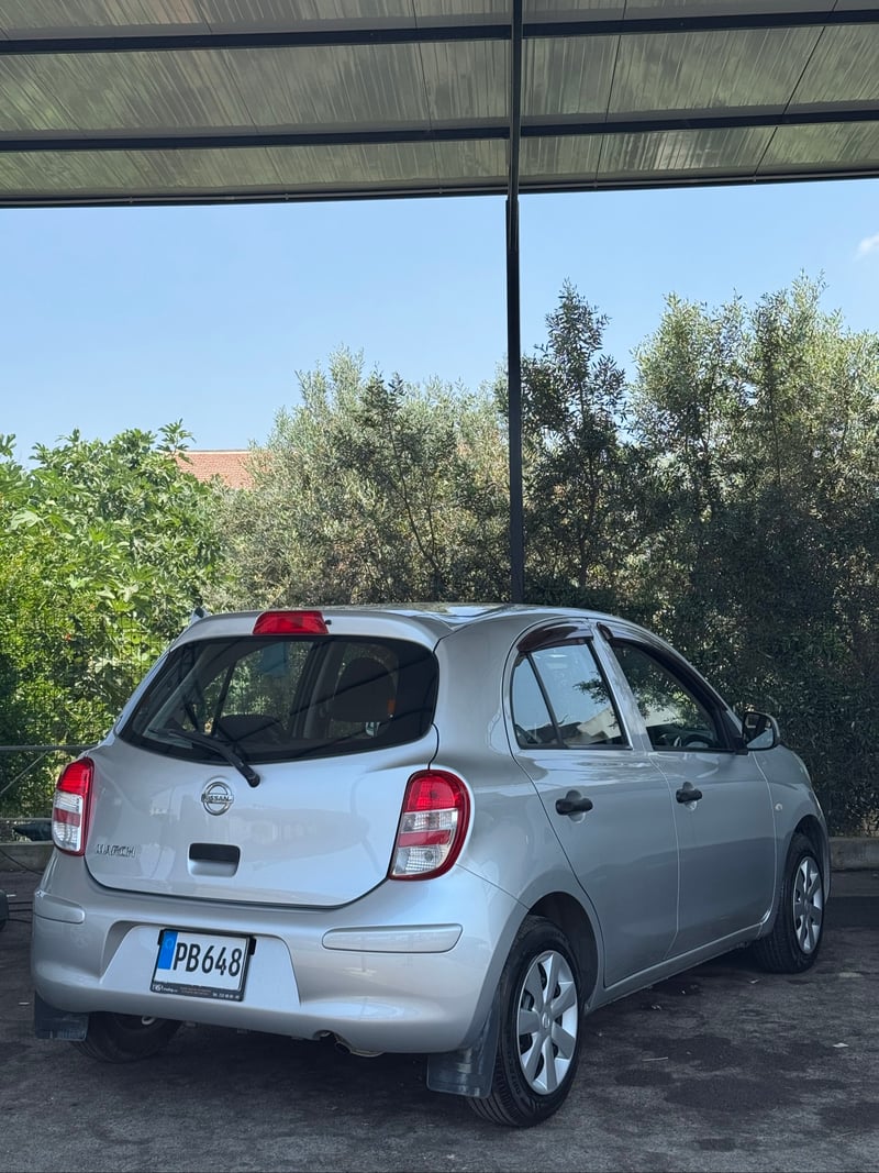 Nissan March — 3
