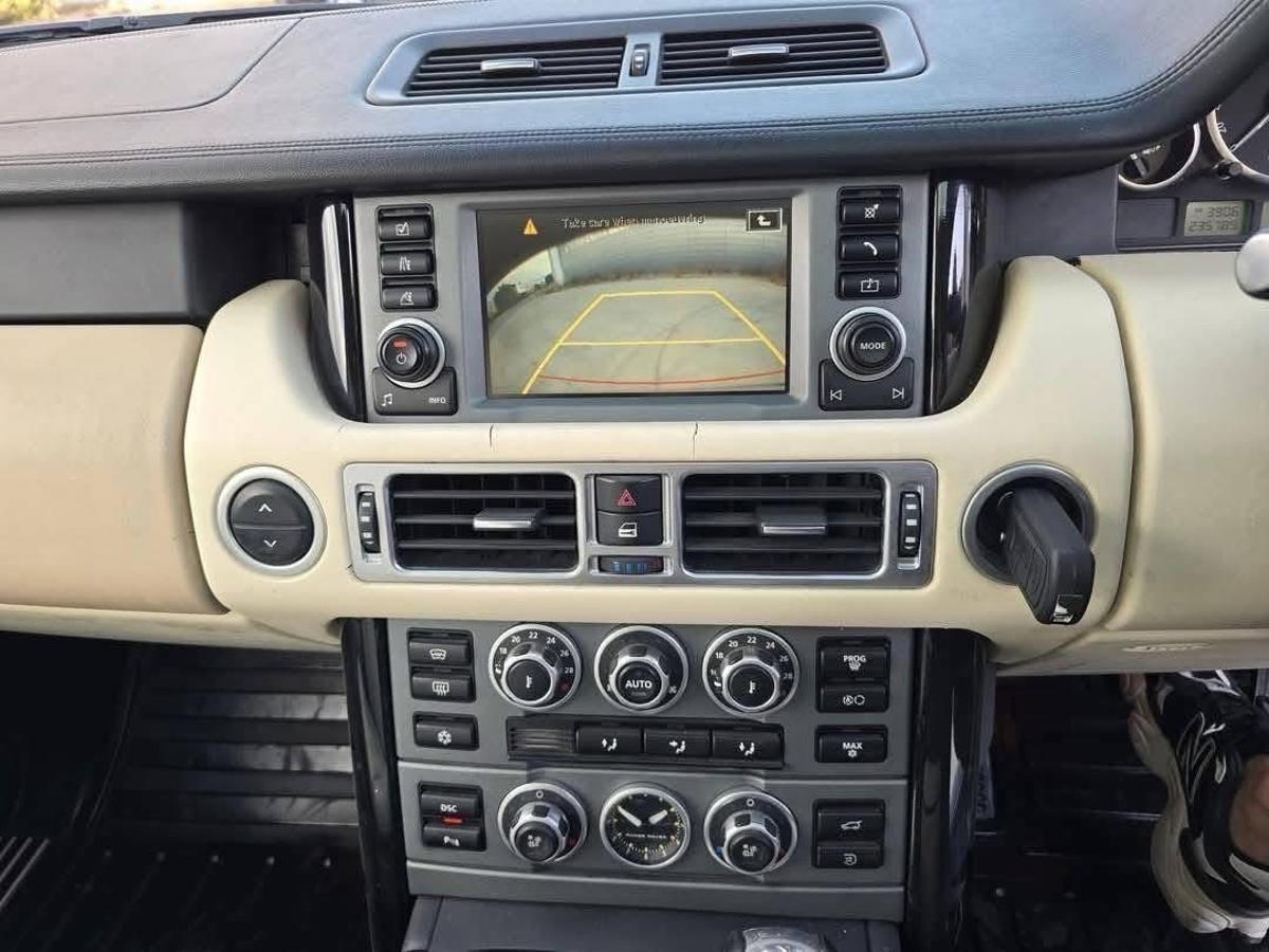 2007 Land Rover Range Rover Vogue 6