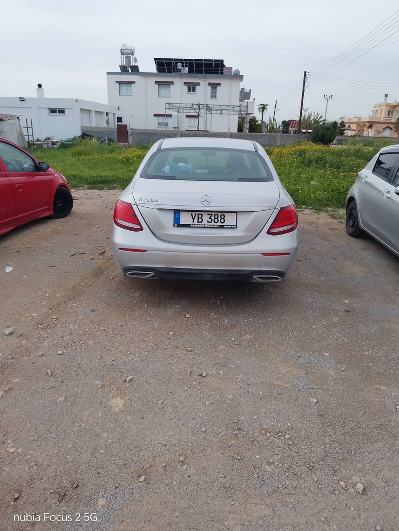 Mercedes-Benz E 220d — 2