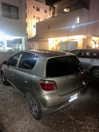 Toyota Vitz — 1