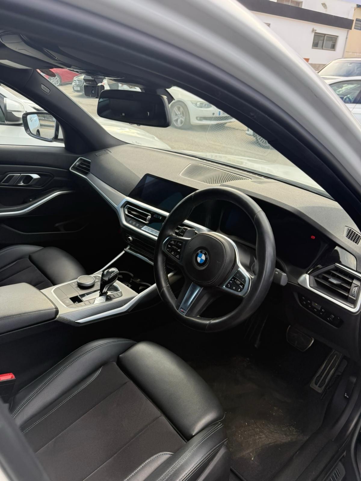 2020 BMW 320d 2