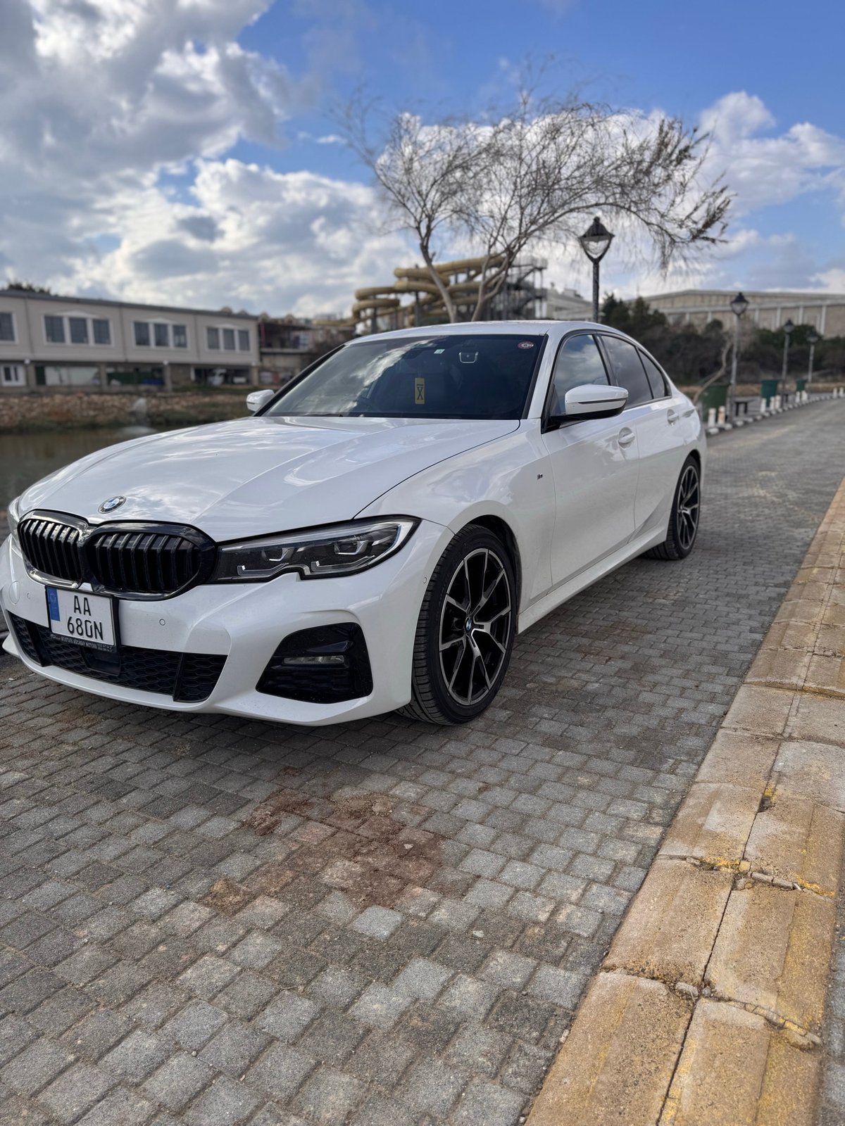 2020 BMW 320d 5