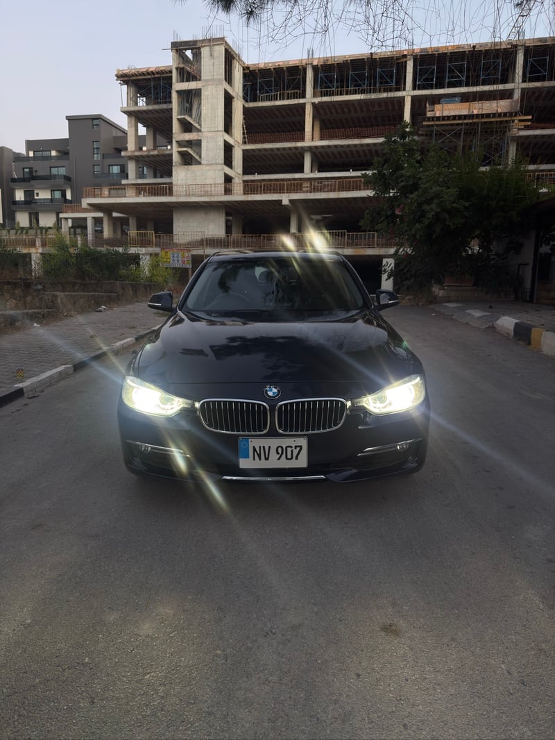 BMW 320i — 4