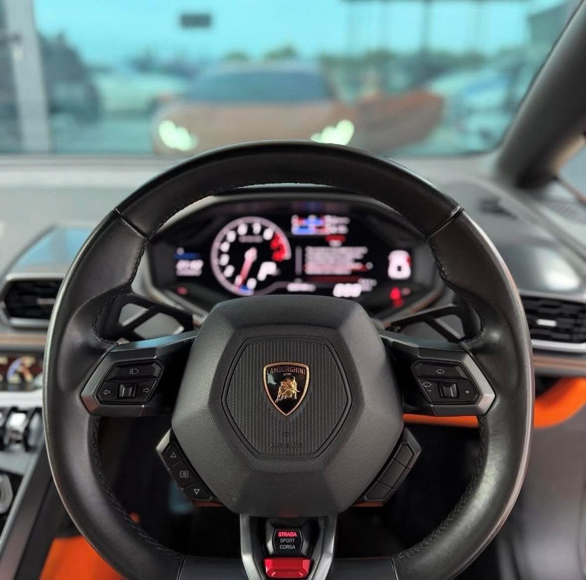2020 Lamborghini Huracan 7