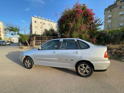 Volkswagen Polo — 4